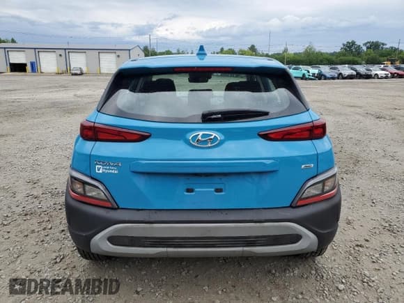 ✅ 2022 Hyundai Kona SE • VIN: KM8K2CAB4NU817987 • Лот: 58967364. Опубликован ранее на Copart с пробегом 21 154 миль. Бесплатный доступ к архиву аукционных продаж из США и подробный отчёт об истории автомобиля на DreamBid. Изображение 6.