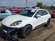 ✅ 2017 Porsche Macan • VIN: WP1AA2A57HLB80948 • Lot: 43350280. Wystawiony na IAAI z przebiegiem 102 970 mil. Bezpłatny archiwum sprzedaży aukcyjnych z USA i szczegółowy raport historii pojazdu na DreamBid. Zdjęcie 2.