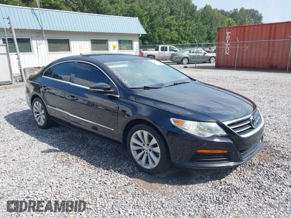 ✅ 2011 Volkswagen CC Sport • VIN: WVWMN7AN7BE720794 • Lot: 43029563. Wystawiony na IAAI z przebiegiem 184 291 mil. Bezpłatny archiwum sprzedaży aukcyjnych z USA i szczegółowy raport historii pojazdu na DreamBid. Zdjęcie 1.