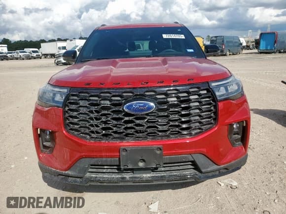 ✅ 2025 Ford Explorer ST-Line • VIN: 1FMUK7KH0SGA91669 • Lot: 72014705. Listed on Copart with 7,424 mi. Free auction sales archive from the USA and detailed vehicle history report at DreamBid. Image 5.