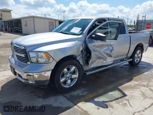 ✅ 2014 Ram 1500 Big Horn • VIN: 1C6RR6LG1ES454074 • Lot: 42594917. Wystawiony na IAAI z przebiegiem 41 208 mil. Bezpłatny archiwum sprzedaży aukcyjnych z USA i szczegółowy raport historii pojazdu na DreamBid. Zdjęcie 17.