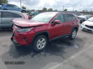 ✅ 2021 Toyota RAV4 Hybrid XLE • VIN: 2T3R6RFV0MW004046 • Lot: 43348453. Wystawiony na IAAI z przebiegiem 57 368 mil. Bezpłatny archiwum sprzedaży aukcyjnych z USA i szczegółowy raport historii pojazdu na DreamBid. Zdjęcie 18.