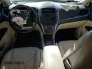 ✅ 2017 Lincoln MKC Reserve • VIN: 5LMTJ3DH5HUL54573 • Lot: 84737825. Wystawiony na Copart z przebiegiem Nie podano. Bezpłatny archiwum sprzedaży aukcyjnych z USA i szczegółowy raport historii pojazdu na DreamBid. Zdjęcie 8.