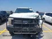 ✅ 2017 Ford F-250 Lariat • VIN: 1FT7W2BT2HEE85692 • Лот: 42325993. Опубликован ранее на IAAI с пробегом 211 296 миль. Бесплатный доступ к архиву аукционных продаж из США и подробный отчёт об истории автомобиля на DreamBid. Изображение 13.