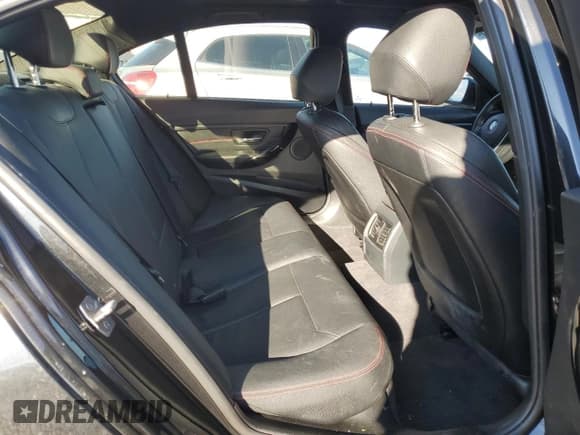 ✅ 2013 BMW 3 Series 328i xDrive • VIN: WBA3B3C5XDF533196 • Lot: 93251505. Listed on Copart with 153,560 mi. Free auction sales archive from the USA and detailed vehicle history report at DreamBid. Image 10.