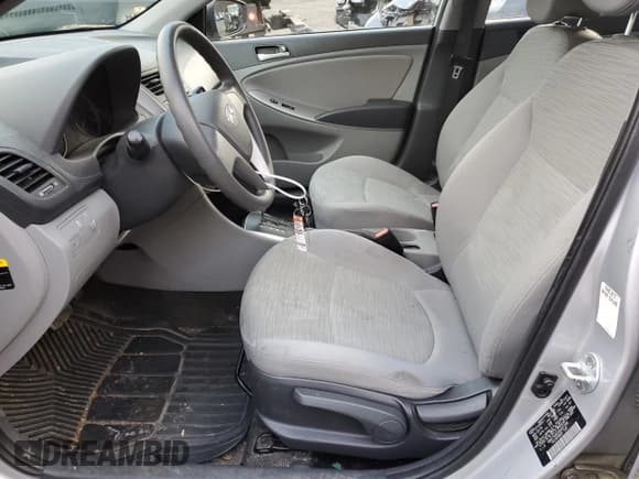 ✅ 2017 Hyundai Accent SE • VIN: KMHCT4AEXHU247256 • Лот: 80072803. Опубликован ранее на Copart с пробегом 107 718 миль. Бесплатный доступ к архиву аукционных продаж из США и подробный отчёт об истории автомобиля на DreamBid. Изображение 7.