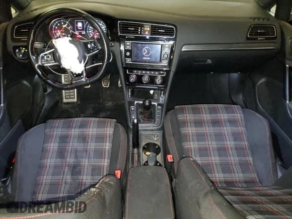 ✅ 2018 Volkswagen Golf GTI S • VIN: 3VW547AUXJM252497 • Lot: 67349055. Listed on Copart with 71,989 mi. Free auction sales archive from the USA and detailed vehicle history report at DreamBid. Image 8.