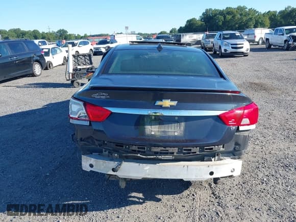 ✅ 2014 Chevrolet Impala LT • VIN: 2G1115SL1E9256577 • Lot: 43048988. Listed on IAAI with 135,469 mi. Free auction sales archive from the USA and detailed vehicle history report at DreamBid. Image 15.