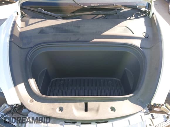 ✅ 2021 Tesla Model Y Long Range • VIN: 5YJYGDEE9MF094414 • Lot: 43499821. Wystawiony na IAAI z przebiegiem 115 801 mil. Bezpłatny archiwum sprzedaży aukcyjnych z USA i szczegółowy raport historii pojazdu na DreamBid. Zdjęcie 10.