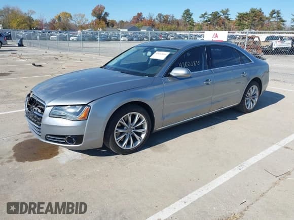 ✅ 2012 Audi A8 • VIN: WAURVAFD8CN028691 • Лот: 43603895. Опубликован ранее на IAAI с пробегом 179 228 миль. Бесплатный доступ к архиву аукционных продаж из США и подробный отчёт об истории автомобиля на DreamBid. Изображение 17.