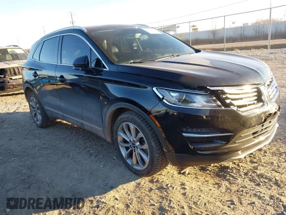 ✅ 2017 Lincoln MKC Select • VIN: 5LMCJ2C91HUL61346 • Lot: 43630088. Listed on IAAI with 49,800 mi. Free auction sales archive from the USA and detailed vehicle history report at DreamBid. Image 1.