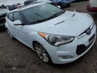 ✅ 2012 Hyundai Veloster w/Red Int • VIN: KMHTC6AD9CU024721 • Lot: 80890084. Wystawiony na Copart z przebiegiem 95 907 mil. Bezpłatny archiwum sprzedaży aukcyjnych z USA i szczegółowy raport historii pojazdu na DreamBid. Zdjęcie 4.