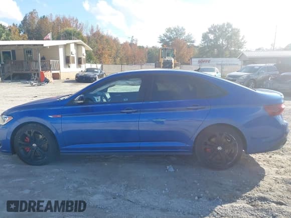 ✅ 2022 Volkswagen Jetta Autobahn • VIN: 3VW2T7BU0NM006259 • Lot: 43628911. Wystawiony na IAAI z przebiegiem 46 480 mil. Bezpłatny archiwum sprzedaży aukcyjnych z USA i szczegółowy raport historii pojazdu na DreamBid. Zdjęcie 14.