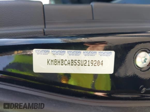 ✅ 2025 Hyundai Kona SEL • VIN: KM8HBCAB5SU219204 • Лот: 43637321. Опубликован ранее на IAAI с пробегом 28 554 миль. Бесплатный доступ к архиву аукционных продаж из США и подробный отчёт об истории автомобиля на DreamBid. Изображение 9.