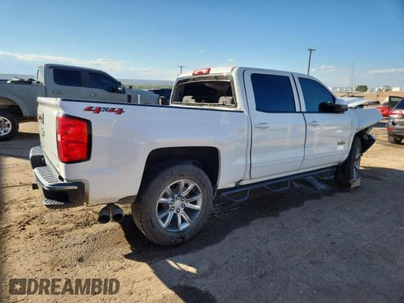 ✅ 2018 Chevrolet Silverado 1500 LT • VIN: 3GCUKREC7JG575423 • Lot: 84760995. Listed on Copart with 182,921 mi. Free auction sales archive from the USA and detailed vehicle history report at DreamBid. Image 3.