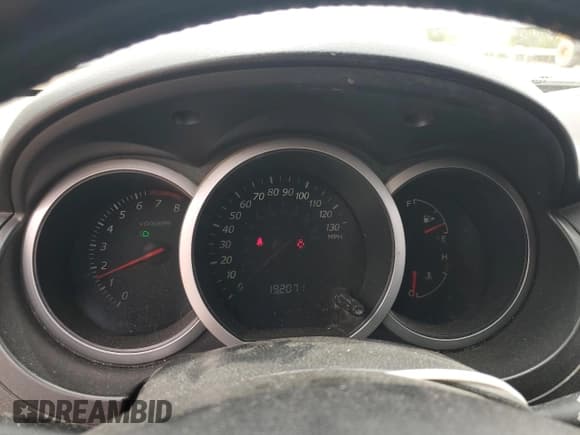 ✅ 2006 Suzuki Grand Vitara Luxury • VIN: JS3TD947764106039 • Лот: 58376185. Опубликован ранее на Copart с пробегом 192 071 миль. Бесплатный доступ к архиву аукционных продаж из США и подробный отчёт об истории автомобиля на DreamBid. Изображение 9.