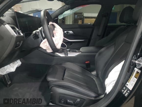 ✅ 2025 BMW 3 Series 330i xDrive • VIN: 3MW89CW0XS8F73656 • Лот: 91764225. Опубликован ранее на Copart с пробегом 6 993 миль. Бесплатный доступ к архиву аукционных продаж из США и подробный отчёт об истории автомобиля на DreamBid. Изображение 7.