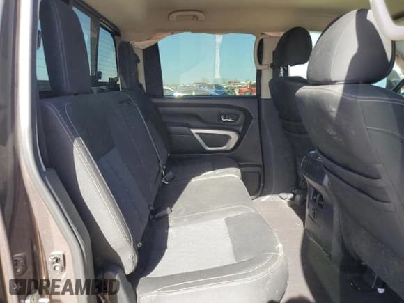 ✅ 2017 Nissan Titan SV • VIN: 1N6AA1F28HN551630 • Лот: 87104504. Опубликован ранее на Copart с пробегом 136 518 миль. Бесплатный доступ к архиву аукционных продаж из США и подробный отчёт об истории автомобиля на DreamBid. Изображение 11.