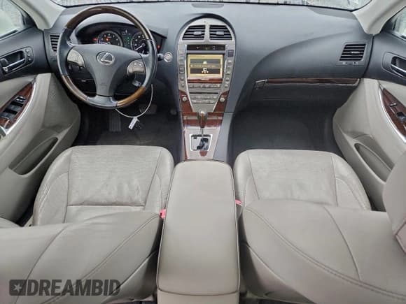 ✅ 2011 Lexus ES 330 • VIN: JTHBK1EG5B2471033 • Lot: 93759345. Listed on Copart with 133,499 mi. Free auction sales archive from the USA and detailed vehicle history report at DreamBid. Image 8.