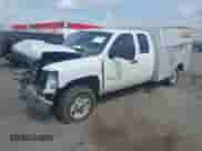 ✅ 2013 Chevrolet Silverado 2500HD Work Truck • VIN: 1GC2KVCG2DZ379092 • Lot: 42124836. Wystawiony na IAAI z przebiegiem Nie podano. Bezpłatny archiwum sprzedaży aukcyjnych z USA i szczegółowy raport historii pojazdu na DreamBid. Zdjęcie 2.
