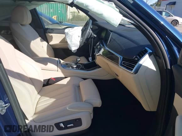 ✅ 2022 BMW X5 xDrive40i • VIN: 5UXCR6C07N9N32963 • Lot: 43247805. Listed on IAAI with 32,167 mi. Free auction sales archive from the USA and detailed vehicle history report at DreamBid. Image 5.