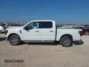 ✅ 2025 Ford F-150 XLT • VIN: 1FTEW3K89SKD69052 • Lot: 42836135. Wystawiony na IAAI z przebiegiem 9 247 mil. Bezpłatny archiwum sprzedaży aukcyjnych z USA i szczegółowy raport historii pojazdu na DreamBid. Zdjęcie 14.