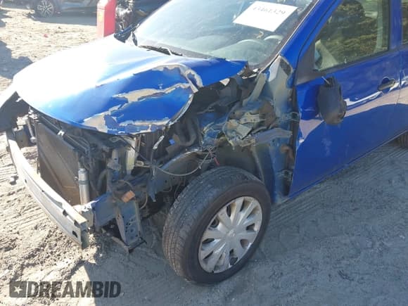 ✅ 2015 Nissan Versa S • VIN: 3N1CN7AP0FL946410 • Лот: 43461329. Опубликован ранее на IAAI с пробегом 156 215 миль. Бесплатный доступ к архиву аукционных продаж из США и подробный отчёт об истории автомобиля на DreamBid. Изображение 6.