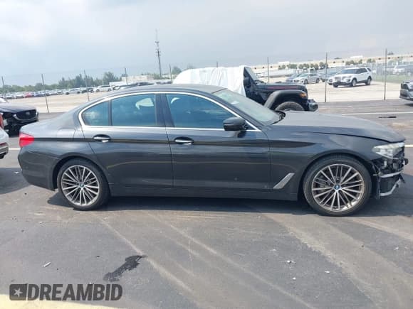 ✅ 2017 BMW 5 Series 530i • VIN: WBAJA5C33HG894936 • Lot: 42987504. Listed on IAAI with 68,186 mi. Free auction sales archive from the USA and detailed vehicle history report at DreamBid. Image 14.