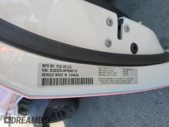 ✅ 2023 Dodge Challenger R/T Scat Pack • VIN: 2C3CDZFJ4PH645119 • Lot: 84010515. Wystawiony na Copart z przebiegiem 22 822 mil. Bezpłatny archiwum sprzedaży aukcyjnych z USA i szczegółowy raport historii pojazdu na DreamBid. Zdjęcie 12.