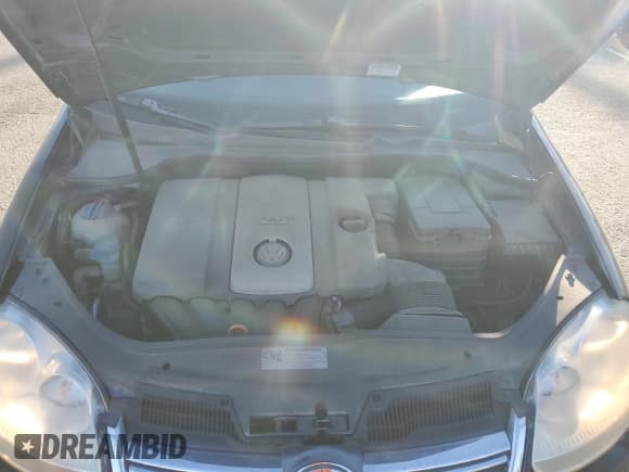 ✅ 2009 Volkswagen Jetta S • VIN: 3VWJZ71K29M120568 • Lot: 86838175. Wystawiony na Copart z przebiegiem 219 366 mil. Bezpłatny archiwum sprzedaży aukcyjnych z USA i szczegółowy raport historii pojazdu na DreamBid. Zdjęcie 11.