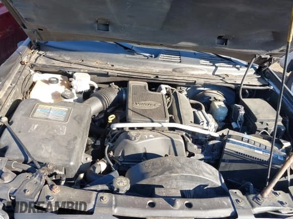 ✅ 2004 GMC Envoy SLE • VIN: 1GKES12S246191321 • Lot: 41386219. Listed on IAAI with 116,019 mi. Free auction sales archive from the USA and detailed vehicle history report at DreamBid. Image 10.