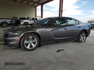 ✅ 2015 Dodge Charger SE • VIN: 2C3CDXBG5FH874616 • Lot: 86716485. Wystawiony na Copart z przebiegiem Nie podano. Bezpłatny archiwum sprzedaży aukcyjnych z USA i szczegółowy raport historii pojazdu na DreamBid. Zdjęcie 1.
