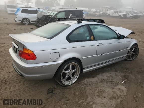 2000 BMW 3 Series 323Ci с VIN WBABM3346YJN65398, выставлен на аукционе Copart как лот 84015384 с пробегом Не указан миль и На запчасти • Non repairable. История ставок и продаж доступна на DreamBid. Изображение 3.