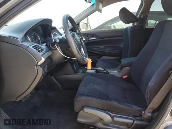 ✅ 2011 Honda Accord LX • VIN: 1HGCP2F30BA015392 • Лот: 80211115. Опубликован ранее на Copart с пробегом 198 038 миль. Бесплатный доступ к архиву аукционных продаж из США и подробный отчёт об истории автомобиля на DreamBid. Изображение 7.