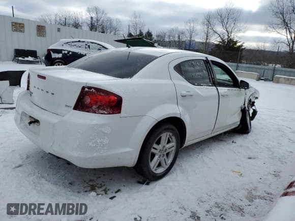 ✅ 2014 Dodge Avenger SXT • VIN: 1C3CDZCB6EN163754 • Lot: 45983495. Listed on Copart with 123,668 mi. Free auction sales archive from the USA and detailed vehicle history report at DreamBid. Image 3.