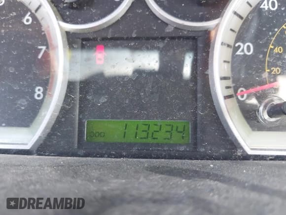 ✅ 2010 Chevrolet Aveo 1LT • VIN: KL1TD5DE7AB084853 • Lot: 42579928. Wystawiony na IAAI z przebiegiem 113 234 mil. Bezpłatny archiwum sprzedaży aukcyjnych z USA i szczegółowy raport historii pojazdu na DreamBid. Zdjęcie 7.