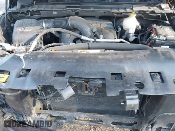 2015 Ram 1500 Express z VIN 3C6JR6AT8FG574458, wystawiony jako IAAI lot #43334806 z przebiegiem 67 164 mil mil oraz . Historia ofert i sprzedaży dostępna na DreamBid. Obrazek 10.