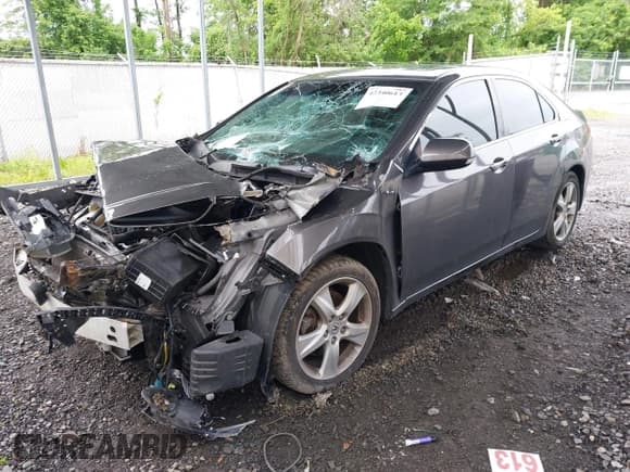 ✅ 2009 Acura TSX • VIN: JH4CU26689C008463 • Lot: 42340613. Listed on IAAI with 111,965 mi. Free auction sales archive from the USA and detailed vehicle history report at DreamBid. Image 2.