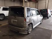 ✅ 2006 Scion xB • VIN: JTLKT324064057435 • Lot: 43541725. Wystawiony na IAAI z przebiegiem 207 738 mil. Bezpłatny archiwum sprzedaży aukcyjnych z USA i szczegółowy raport historii pojazdu na DreamBid. Zdjęcie 4.