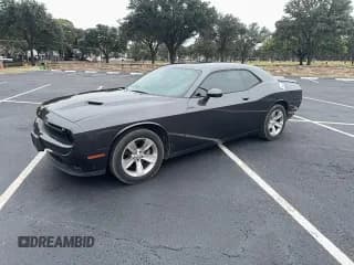 ✅ 2021 Dodge Challenger SXT • VIN: 2C3CDZAG2MH627290 • Lot: 90298955. Wystawiony na Copart z przebiegiem 72 280 mil. Bezpłatny archiwum sprzedaży aukcyjnych z USA i szczegółowy raport historii pojazdu na DreamBid. Zdjęcie 2.