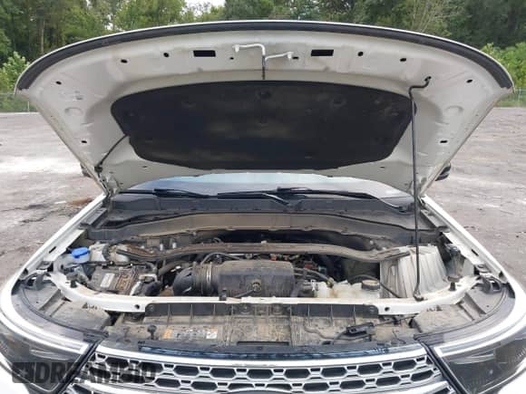 2022 Ford Explorer Limited z VIN 1FMSK7FH4NGC45449, wystawiony jako IAAI lot #43001617 z przebiegiem Nie podano mil oraz . Historia ofert i sprzedaży dostępna na DreamBid. Obrazek 10.