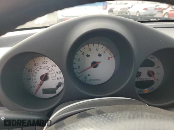 ✅ 2000 Toyota MR2 • VIN: JTDFR3203Y0022049 • Лот: 91112345. Опубликован ранее на Copart с пробегом 139 309 миль. Бесплатный доступ к архиву аукционных продаж из США и подробный отчёт об истории автомобиля на DreamBid. Изображение 9.