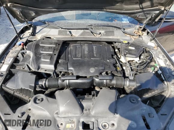 ✅ 2017 Jaguar XJ Portfolio • VIN: SAJWA2G75H8W12117 • Lot: 90102685. Listed on Copart with 139,548 mi. Free auction sales archive from the USA and detailed vehicle history report at DreamBid. Image 11.