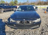 ✅ 2015 BMW 3 Series 320i • VIN: WBA3B1C57FP831352 • Lot: 94788845. Wystawiony na Copart z przebiegiem Nie podano. Bezpłatny archiwum sprzedaży aukcyjnych z USA i szczegółowy raport historii pojazdu na DreamBid. Zdjęcie 5.