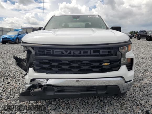✅ 2022 Chevrolet Silverado 1500 Work Truck • VIN: 1GCPAAEK3NZ561906 • Lot: 71847135. Wystawiony na Copart z przebiegiem 59 582 mil. Bezpłatny archiwum sprzedaży aukcyjnych z USA i szczegółowy raport historii pojazdu na DreamBid. Zdjęcie 5.