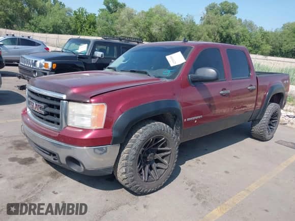 2008 GMC Sierra 1500 Work Truck with VIN 2GTEK133281316172, listed as a IAAI auction lot 42339359 with 186,752 mi miles and . Bid and sale history available at DreamBid. Image 17.