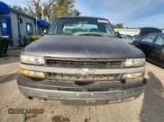 ✅ 2002 Chevrolet Silverado 1500 LS • VIN: 2GCEC19V121321215 • Лот: 90525315. Опубликован ранее на Copart с пробегом 176 425 миль. Бесплатный доступ к архиву аукционных продаж из США и подробный отчёт об истории автомобиля на DreamBid. Изображение 5.