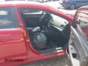 ✅ 2017 Hyundai Elantra SE • VIN: KMHD84LF6HU339606 • Lot: 42833925. Wystawiony na IAAI z przebiegiem 102 444 mil. Bezpłatny archiwum sprzedaży aukcyjnych z USA i szczegółowy raport historii pojazdu na DreamBid. Zdjęcie 5.