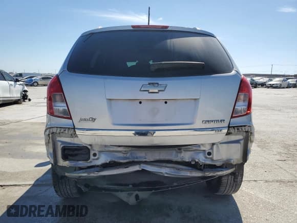 ✅ 2014 Chevrolet Captiva Sport LTZ • VIN: 3GNAL4EKXES633982 • Lot: 76408124. Wystawiony na Copart z przebiegiem 128 342 mil. Bezpłatny archiwum sprzedaży aukcyjnych z USA i szczegółowy raport historii pojazdu na DreamBid. Zdjęcie 6.