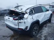 ✅ 2021 Jeep Cherokee Trailhawk • VIN: 1C4PJMBX5MD140170 • Lot: 41006444. Wystawiony na IAAI z przebiegiem 52 407 mil. Bezpłatny archiwum sprzedaży aukcyjnych z USA i szczegółowy raport historii pojazdu na DreamBid. Zdjęcie 4.